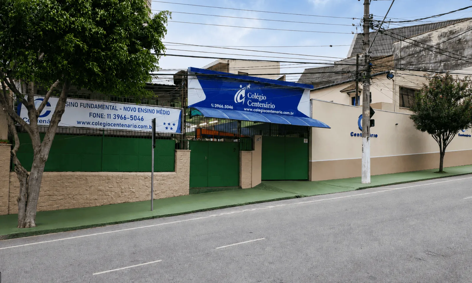 Fachada do Colégio Centenário